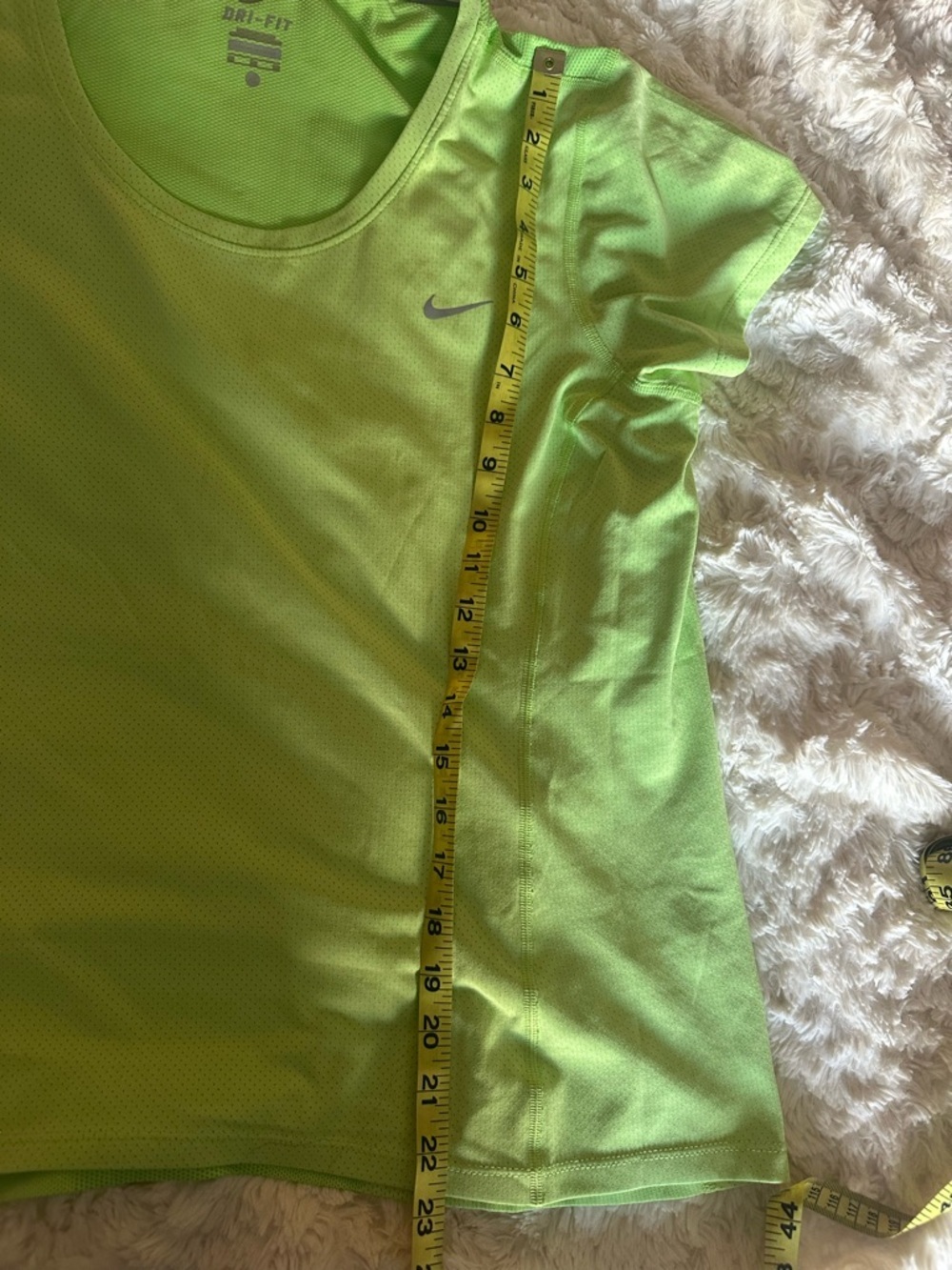 Nike Women's Dri-FIT Short-Sleeve Top Bright Green size XL - Picture 15 of 15